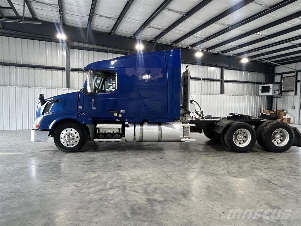 Volvo VNL630 Vlačilci