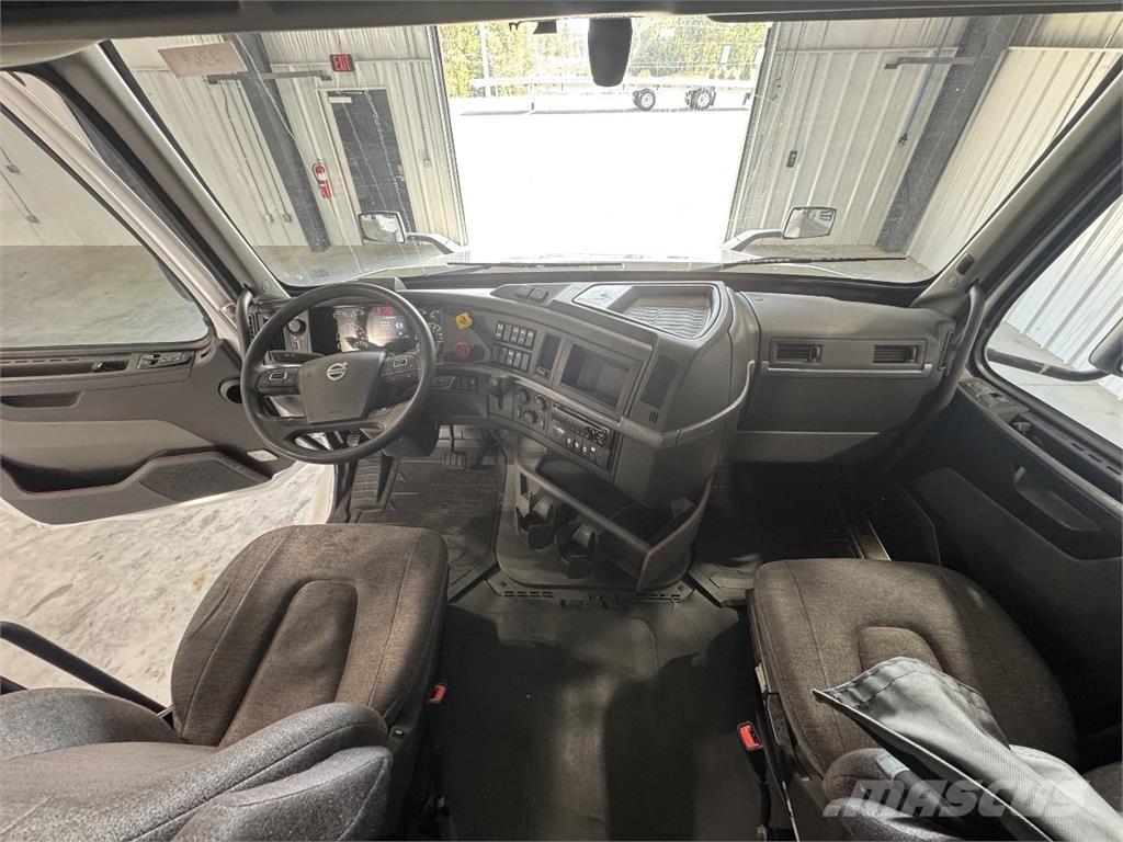 Volvo VNL760 Vlačilci