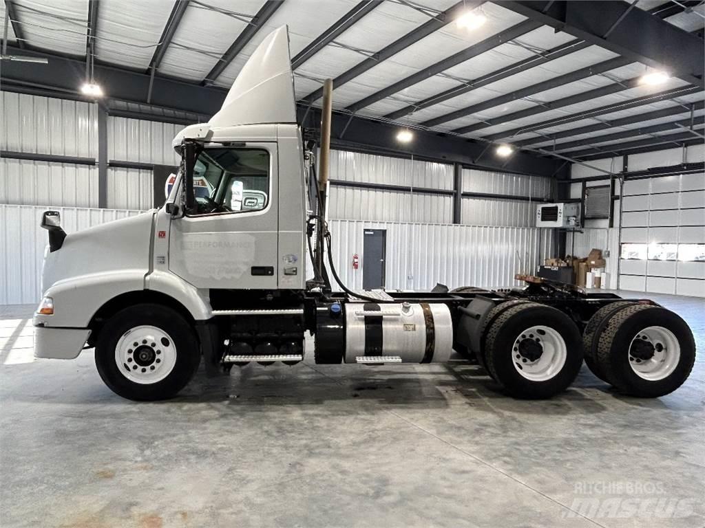Volvo VNM Vlačilci