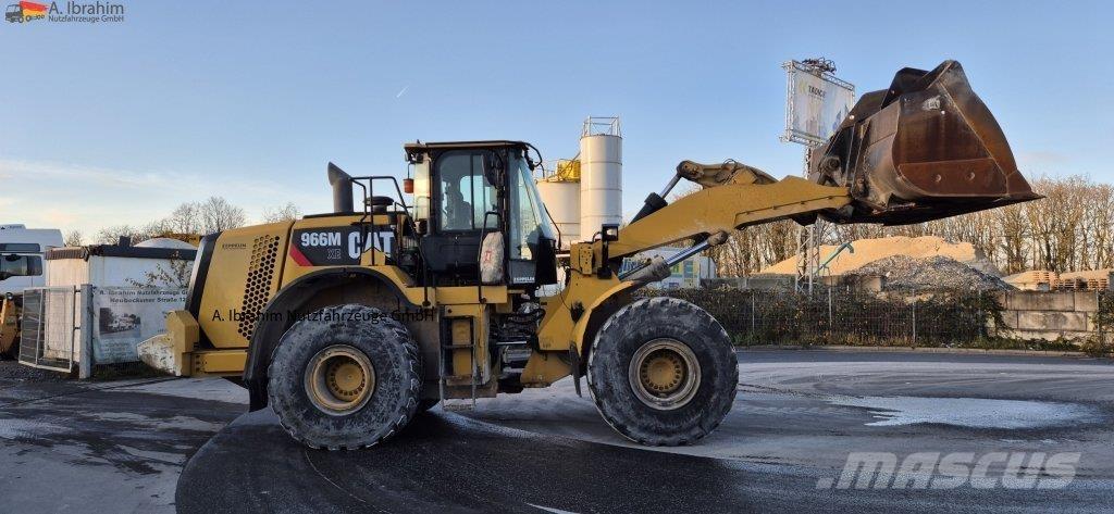 CAT 966 MXE Kolesni nakladalci