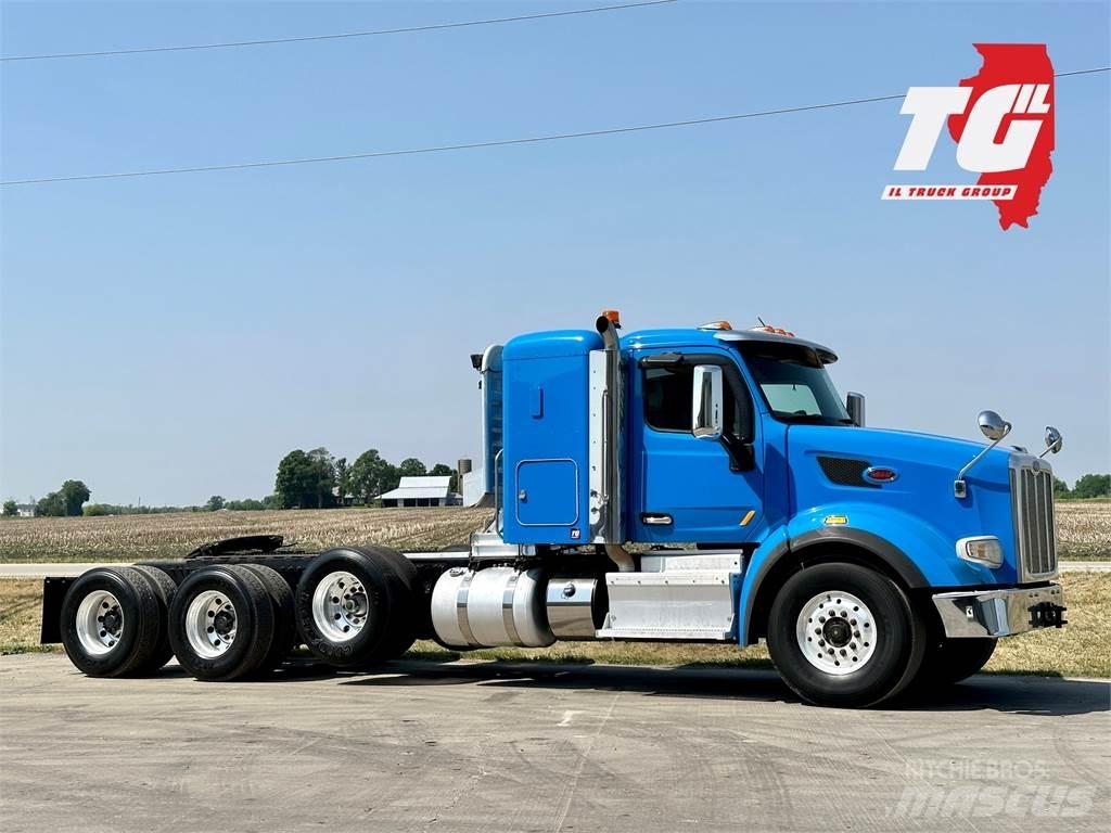 Peterbilt 567 Vlačilci