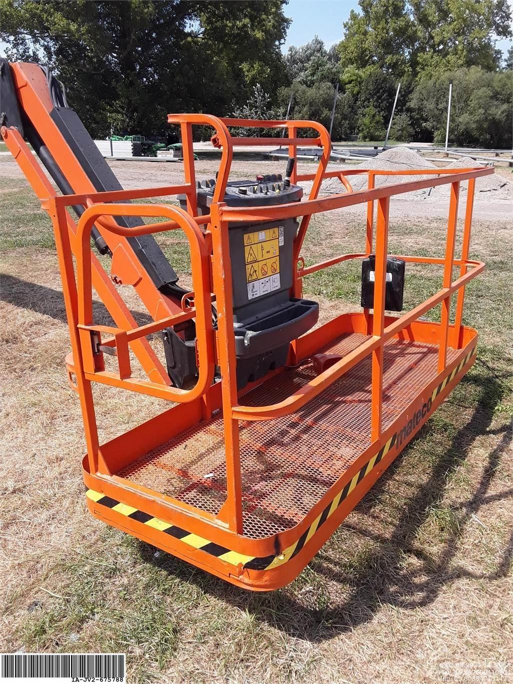 JLG 660SJ Zglobne dvižne ploščadi
