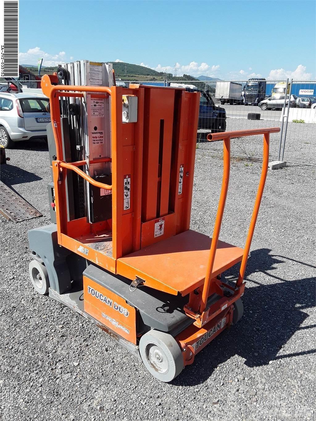 JLG Toucan duo Vertikalna dvigala