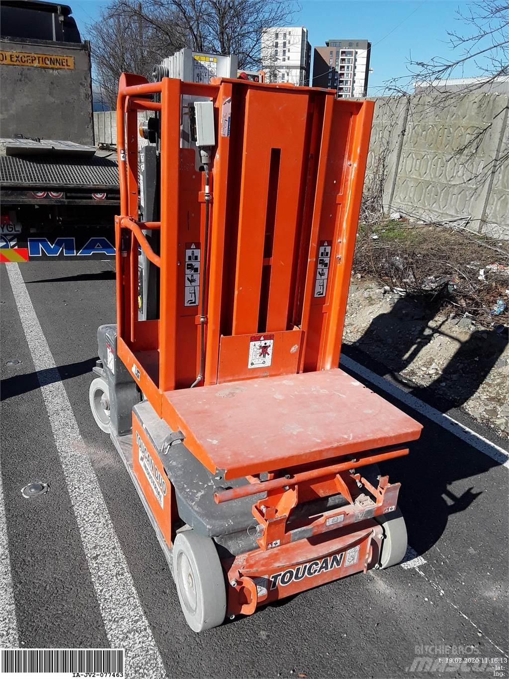 JLG Toucan duo Vertikalna dvigala