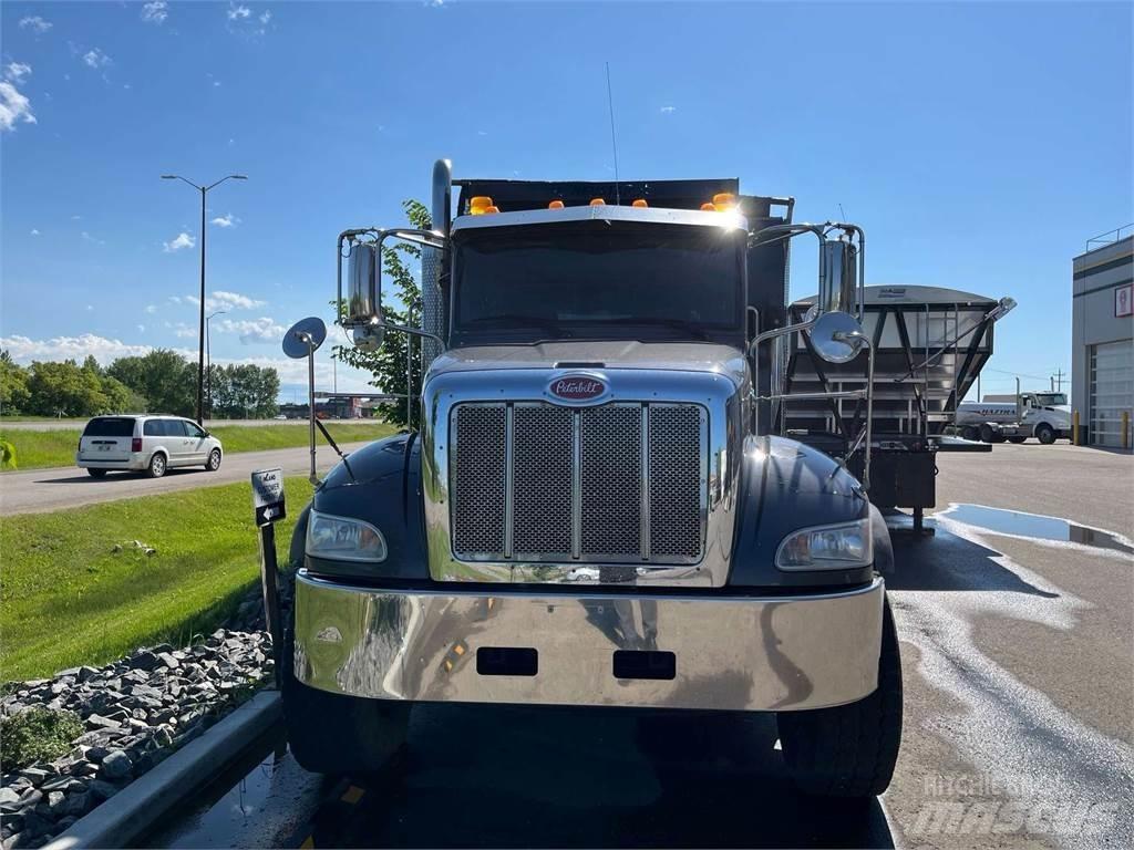 Peterbilt 348 Kiper tovornjaki