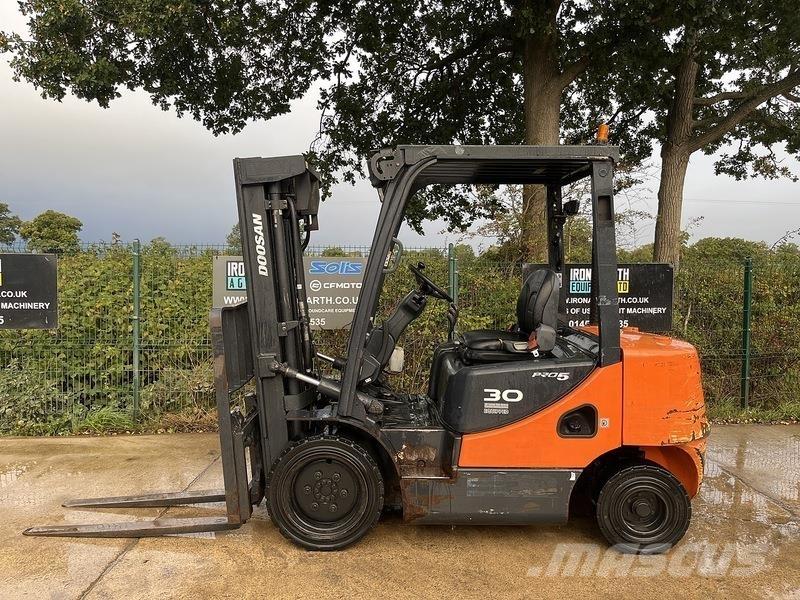 Doosan D30S-5 Viličarji - drugo