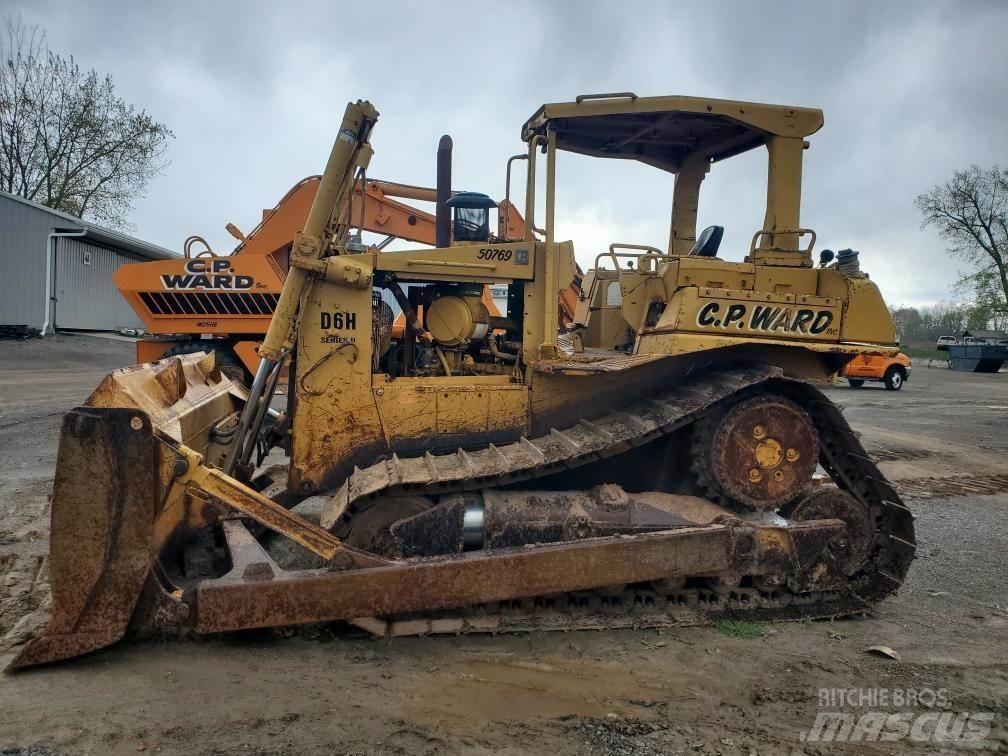 CAT D6H Buldožerji goseničarji