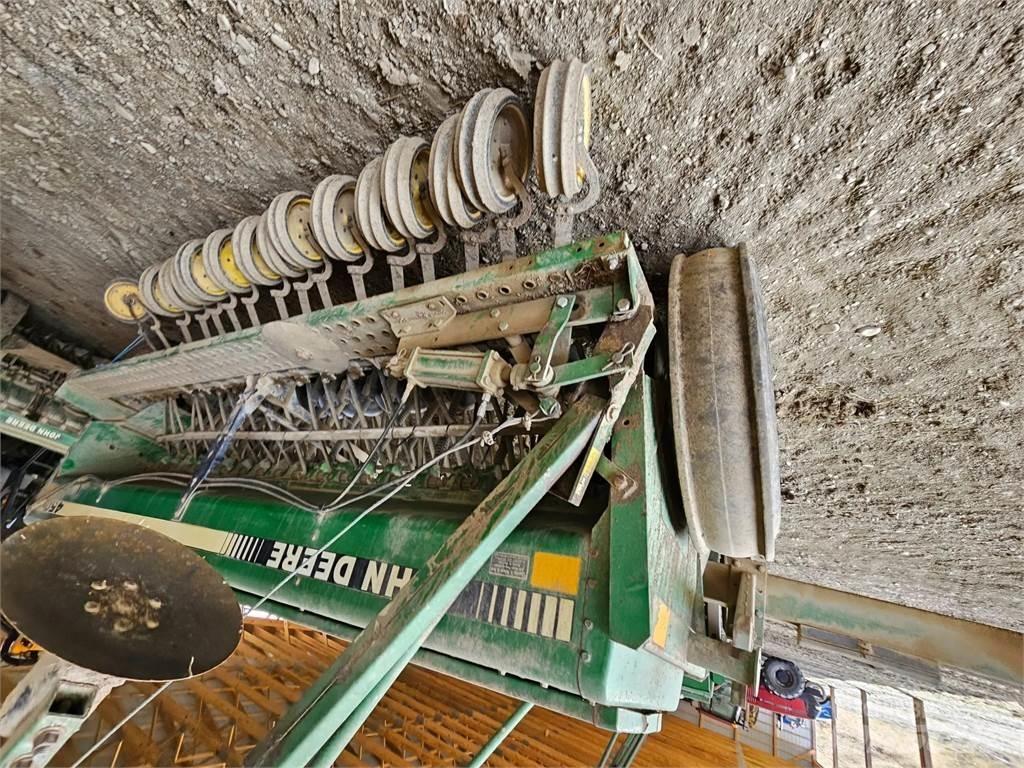 John Deere 450 Drugi deli