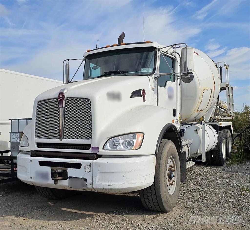 Kenworth T440 Drugi deli