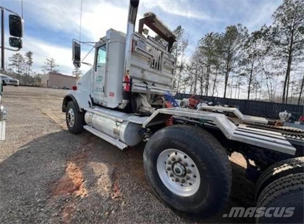 Kenworth T800 Drugi deli