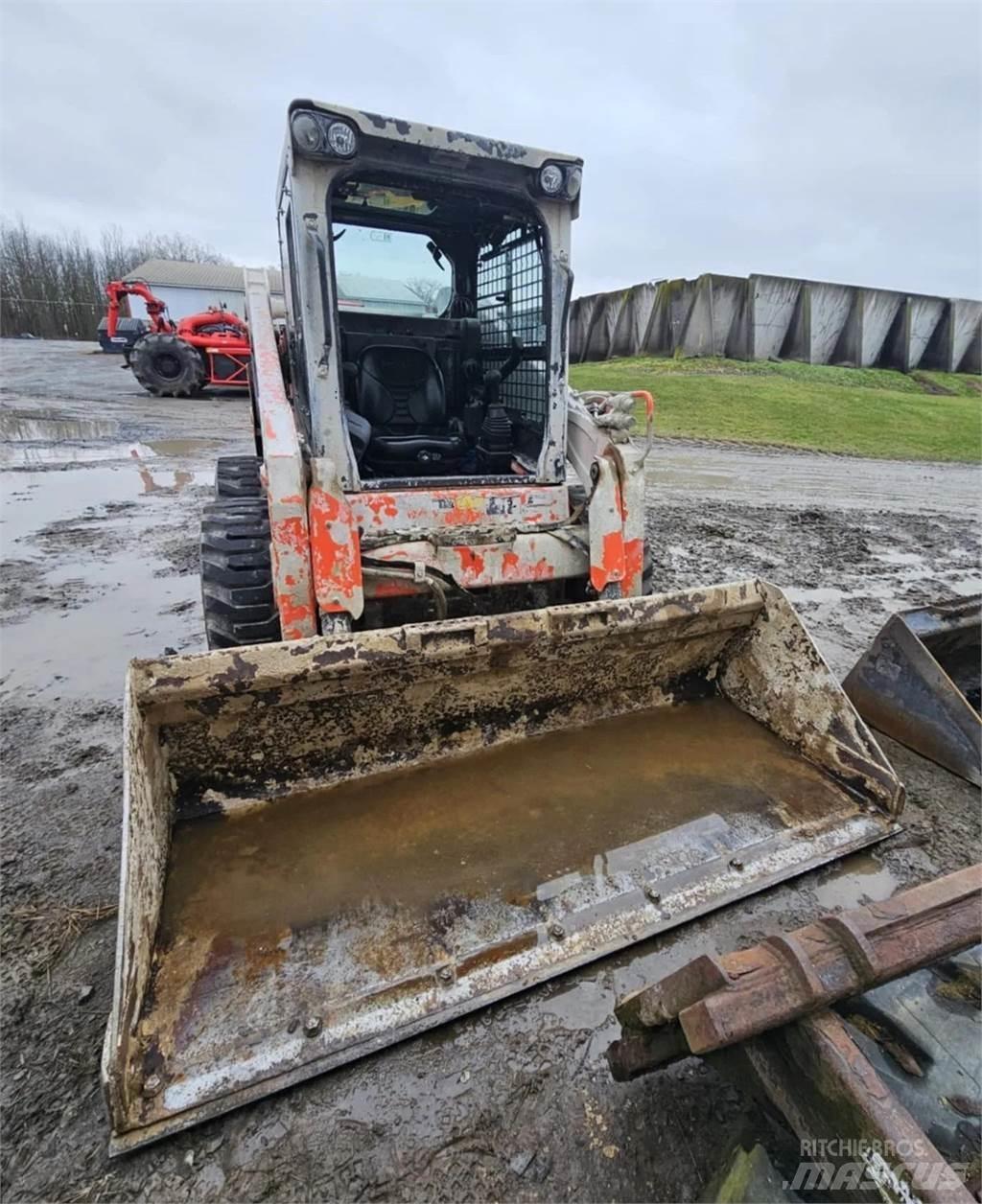 Kubota SSV75 Drugi deli
