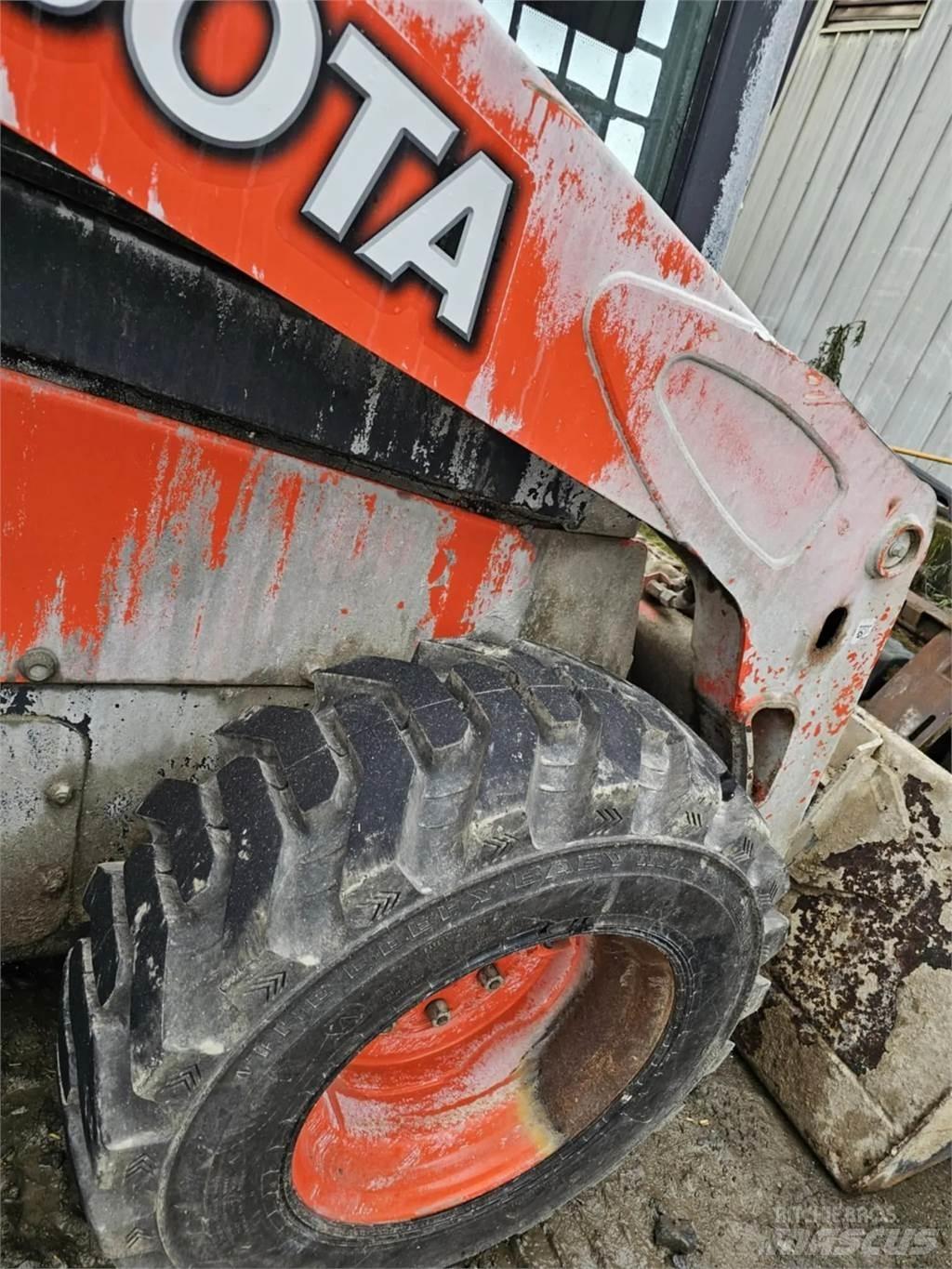 Kubota SSV75 Drugi deli