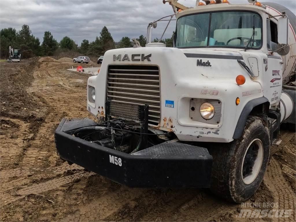 Mack DM690S Drugi deli