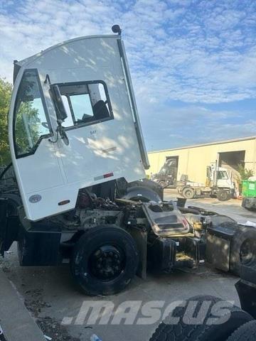 Autocar  Terminalni vlačilci