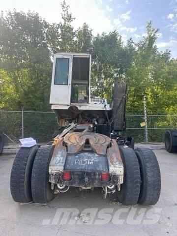 Autocar  Terminalni vlačilci