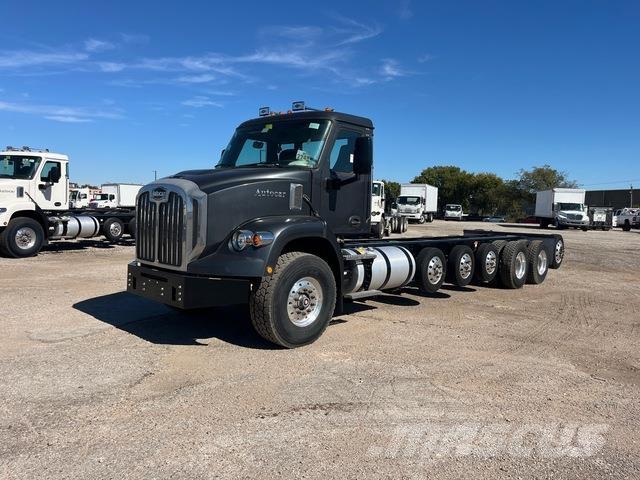 Autocar DC64 Kabine in notranjost