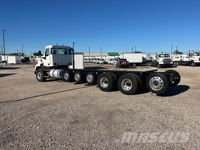 Autocar DC64 Kabine in notranjost