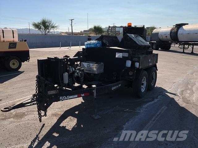  Bearcat BK400D Gradbeništvo - drugo