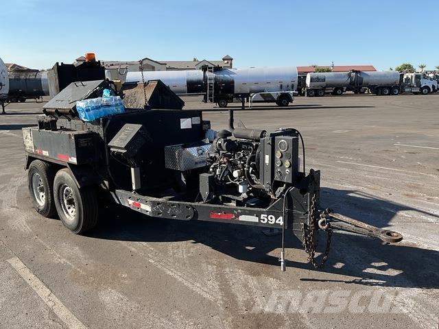  Bearcat BK400D Gradbeništvo - drugo