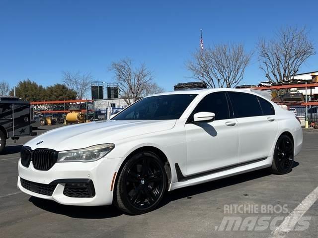 BMW 750I Avtomobili