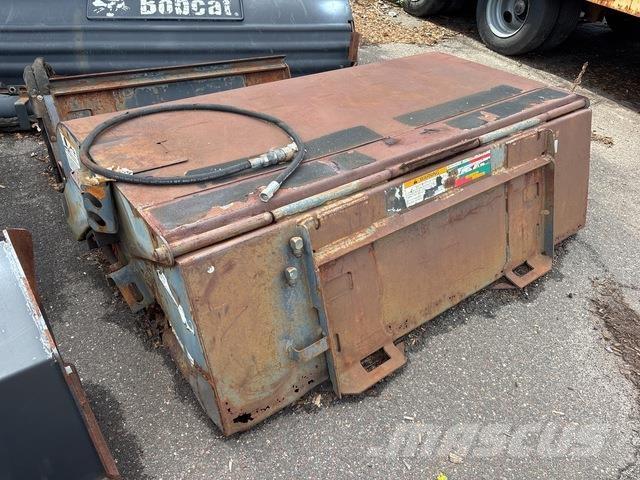 Bobcat 72 Cestni pometači