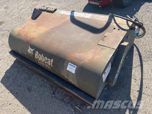 Bobcat 72 Cestni pometači