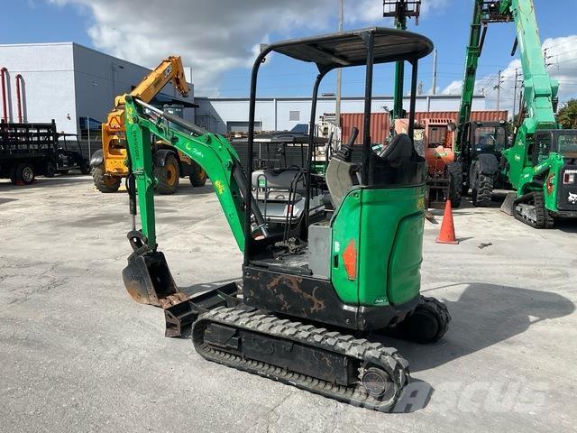 Bobcat E20 Bagri goseničarji