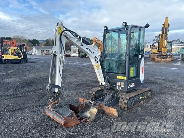 Bobcat E20Z Mini bagri <7t