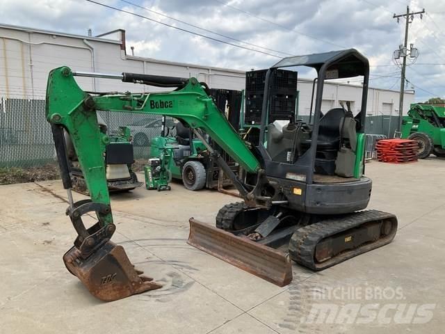 Bobcat E26 Bagri goseničarji