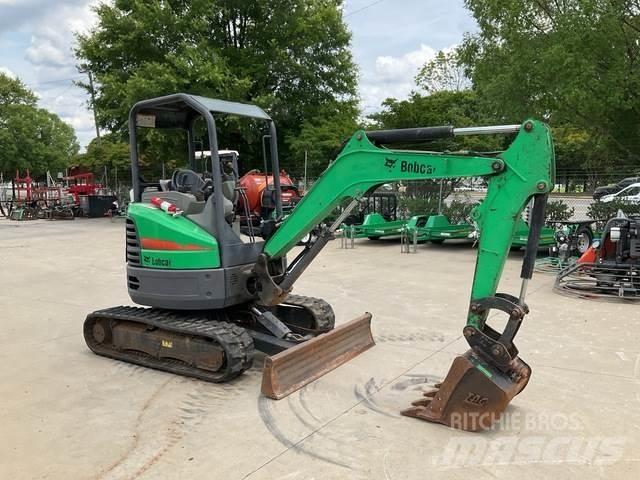 Bobcat E26 Bagri goseničarji