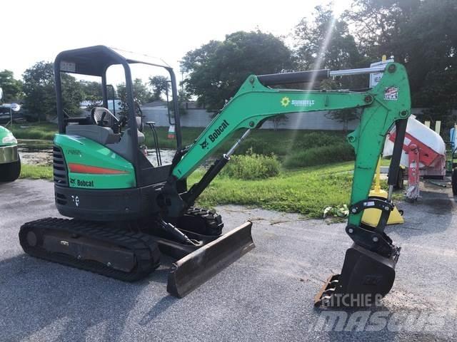 Bobcat E26 Bagri goseničarji