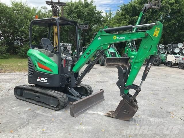 Bobcat E26 Bagri goseničarji