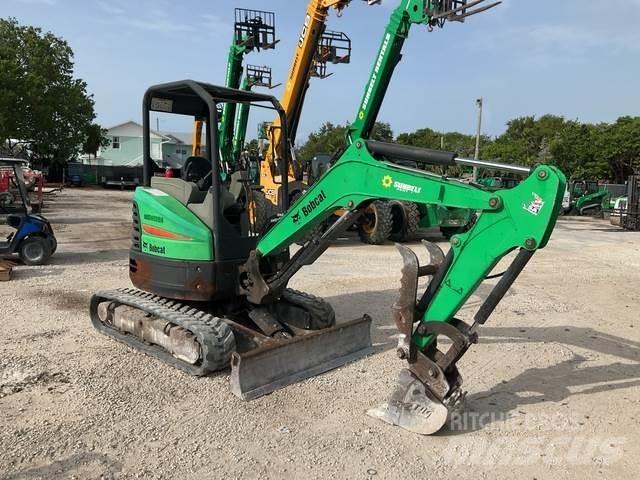 Bobcat E26 Bagri goseničarji