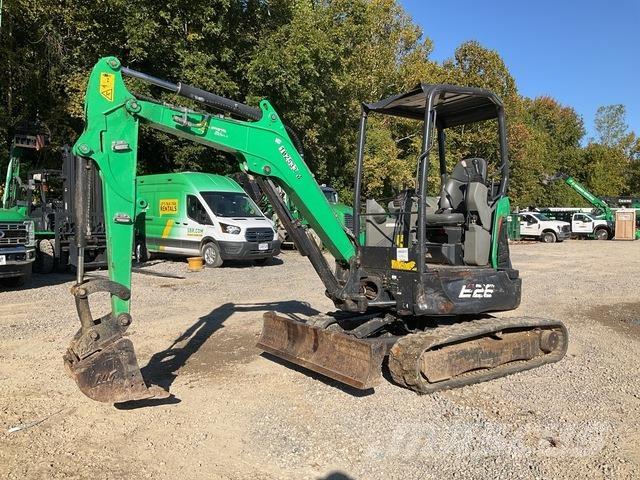 Bobcat E26 Bagri goseničarji