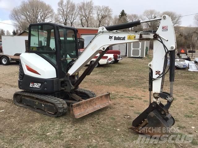 Bobcat E32i Bagri goseničarji