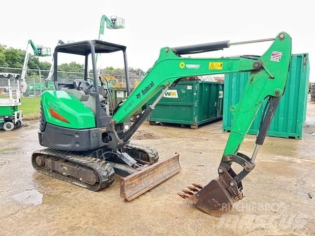 Bobcat E32i Bagri goseničarji