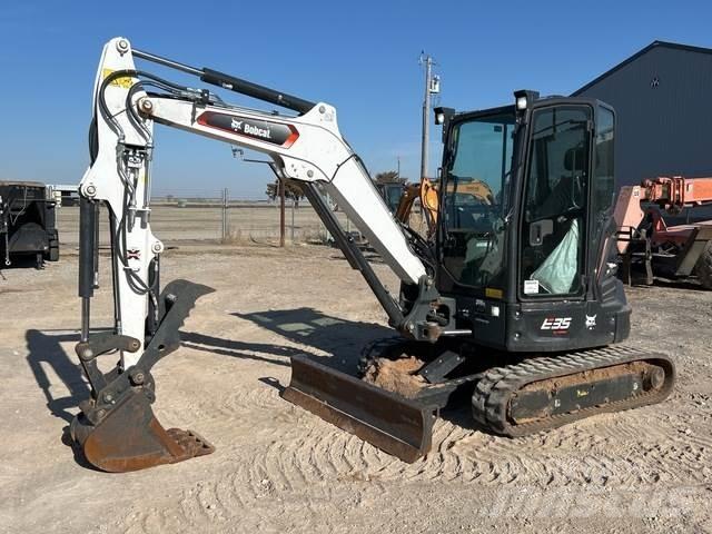 Bobcat E35 Bagri goseničarji