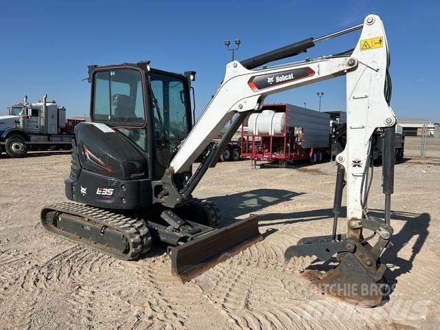 Bobcat E35 Bagri goseničarji