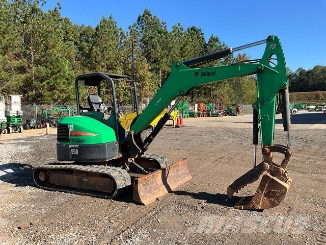 Bobcat E50 Bagri goseničarji
