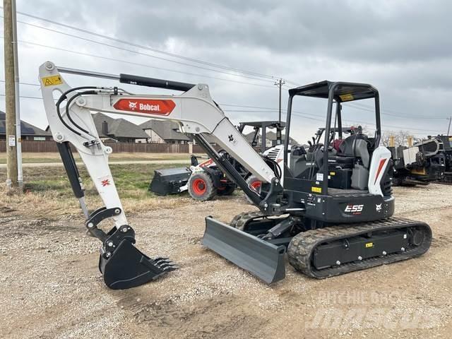 Bobcat E55 Bagri goseničarji