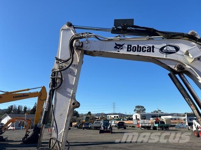 Bobcat E63 Mini bagri <7t