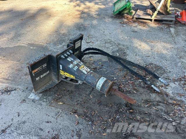 Bobcat HB680 Kladiva