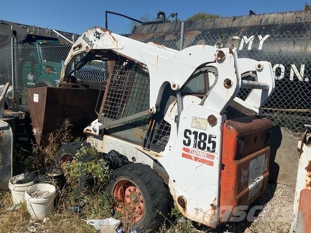 Bobcat S185 Skid steer mini nakladalci