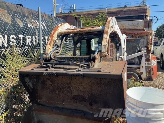 Bobcat S185 Skid steer mini nakladalci