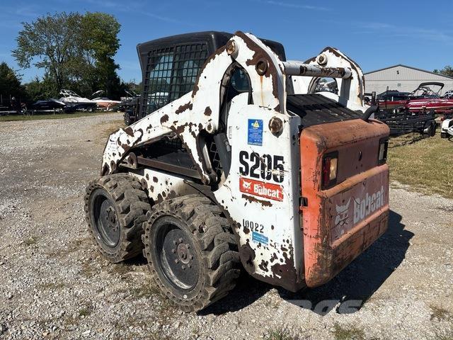 Bobcat S205 Skid steer mini nakladalci