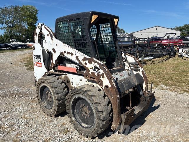 Bobcat S205 Skid steer mini nakladalci