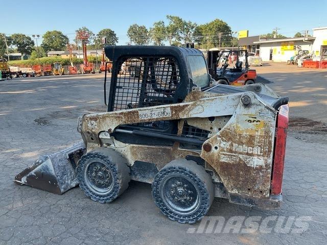Bobcat S550 Skid steer mini nakladalci
