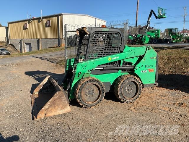 Bobcat S550 Skid steer mini nakladalci