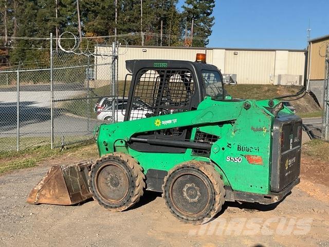 Bobcat S550 Skid steer mini nakladalci