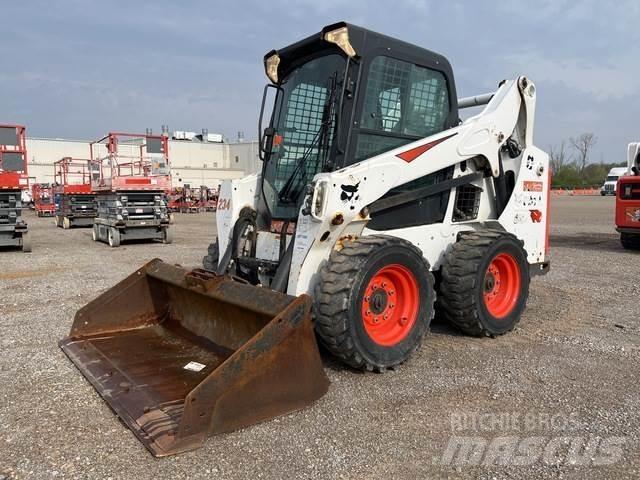 Bobcat S570 Skid steer mini nakladalci